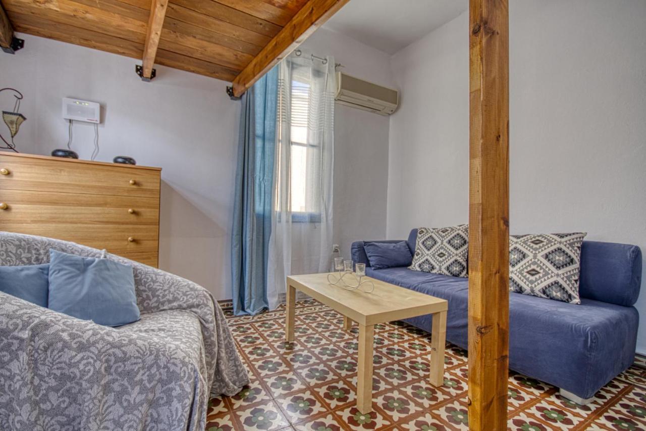 Mascot Bar Street Apartments Rhodes City Εξωτερικό φωτογραφία
